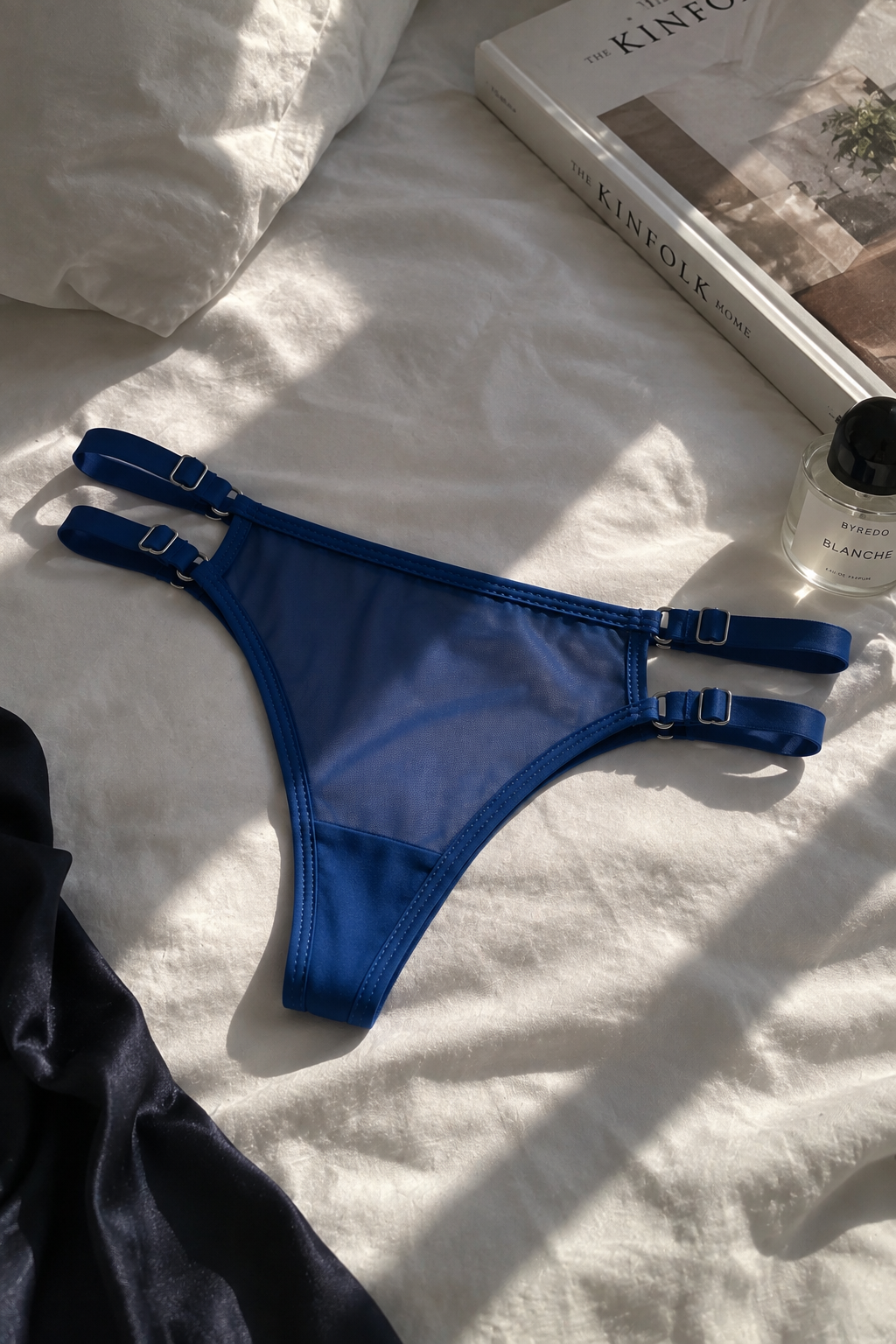 Bleu Çift Bantlı Tanga - arka görünüm
